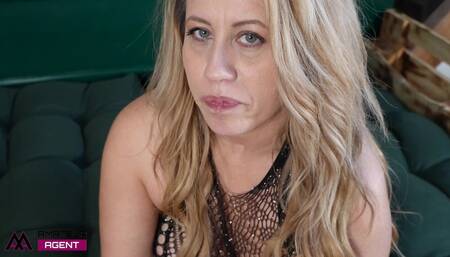 Deep Throat with a BigDildo!!!!