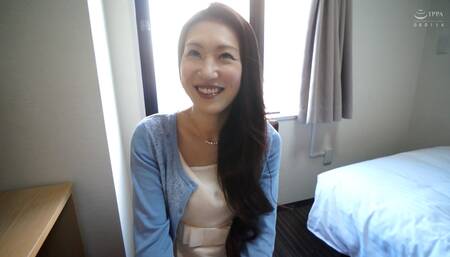 M851G08 I didn't mean to! - An unfaithful wife who falls into pleasure while saying that!