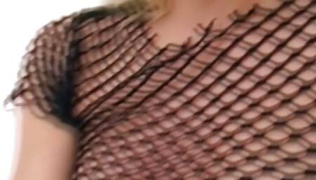 Sweet Justine Is One Hot Solo Babe