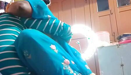 Wife Ne Raat Ko Hame Chodne Diya Maje Hamne Bhi PeLa