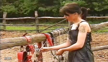 Bizarre life of two slaves