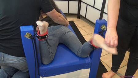 Anna - Soles-up on the Bench (FHD)