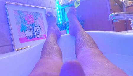 Hairy Hobbit Feet Cums in Bathtub