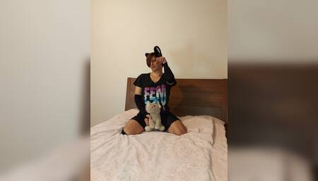 Dildo fucks me in office