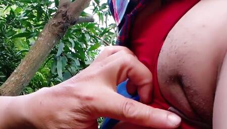 18 YEAR OLD STUDENT FUCK TRIKE DRIVER ON PUBLIC PLACE