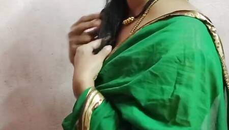 Mumbai Marathi Bhabhi Give Hand Job and Shaving Service to Her Neighbour Part 1