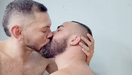 MY EARLY CHRISTMAS PRESENT WAS HOT KISSES FROM MY GYM LOVER - BY DOUGLAS GREEN AND ROMULO HERRERA - CLIP 4