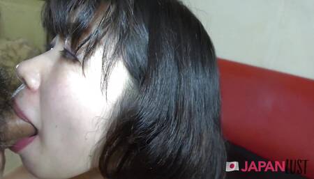 Shy Japanese Amateur Is A Quiet Squirter