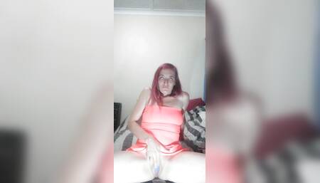 Nymphomaniac Ami fingers and attempts to fist herself late at night