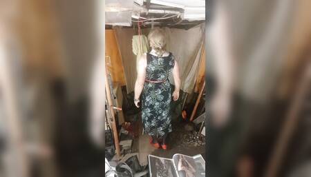 On the noose without a rubber skirt