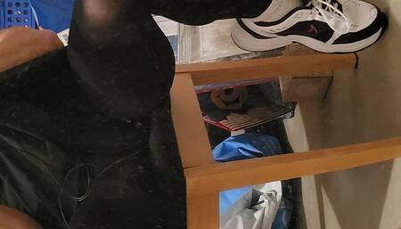 Sooner Gurl Standing and Sitting