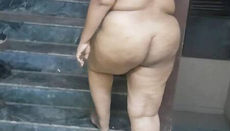 Sucking in public train while going goa