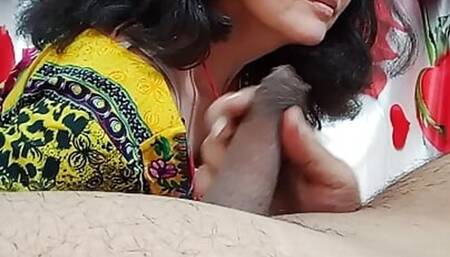 Wife Seduces Man Slutty Babe Scene.