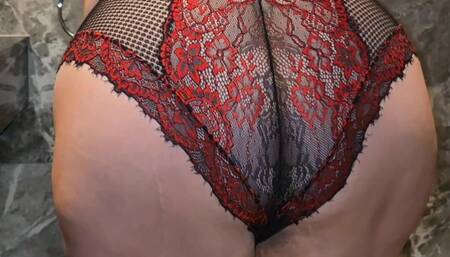 60 Years Old BBW Mature Grandma in Luxury Bathroom, Fat Ass, Big Boobs and Juicy Pussy.