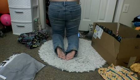 Ass Cracked in Tight Jeans