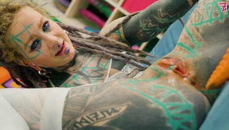 I Masturbate to a Big Orgasm with Huge Tentacle Dildo in My Ass (MOV)