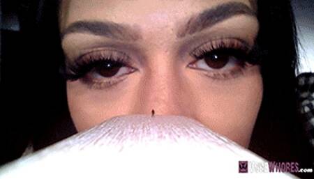 Naomi in, JUMP! Giantess Vore POV SFX 720 HD