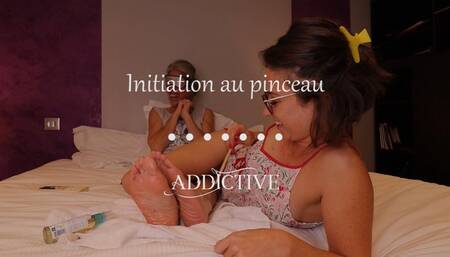 French - Tickling initiation au pinceau