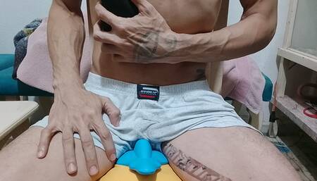 Raba Erre Go: A little rub, a lot of semen with clothes.