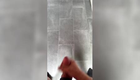 Cumming in the Kitchen. Enjoy