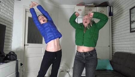 Girls Showing belly when stretching 5 BB