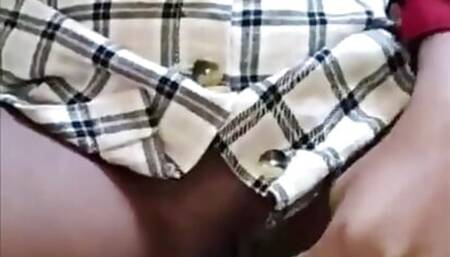 Sexy Ebony Twerking and Squirting with Her New Dildo...