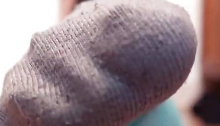 Look at You, I See Your Dick Throbbing. I Know It Can Only Get Hard for My Feet!