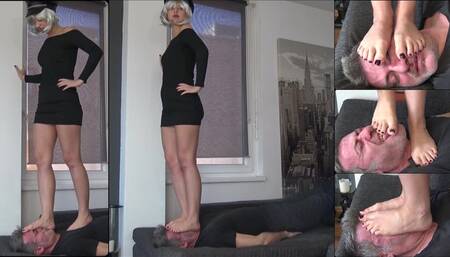 ELIZABETH - I love to DESTROY your face under my feet 2 - BRUTAL face trampling, face kicking, throat standing, foot domination