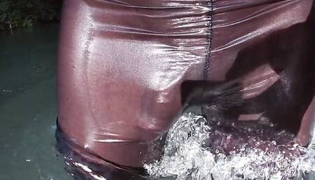 Jerking off in a public river untill I drop a massive cumshot in my see through leggings