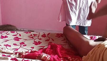 Pathan House Owner Kam wali maid ke samne apna lund hila rahe hai