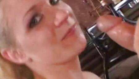 Heidi The Handjob Queen!