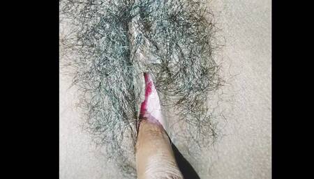 Desi bhabhi hair and hard fingering