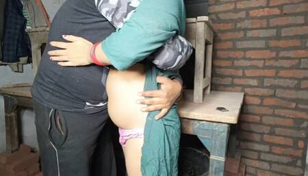 Mistress servant while building house