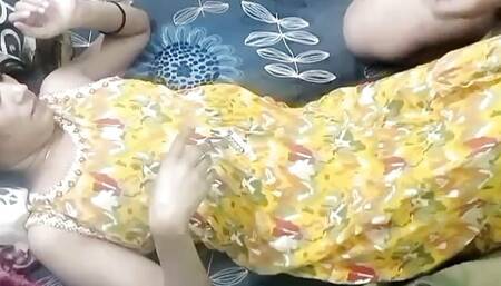 Soyi Hui Malkin ko nokar ne choda