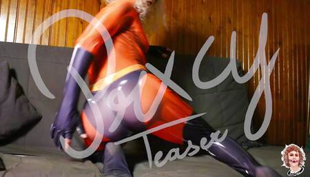 Miss Incredible's Extensible Cock