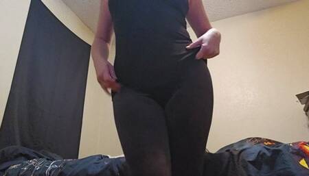 Seductive Striptease and Heavenly Orgasms: A Temptress Unleashed!