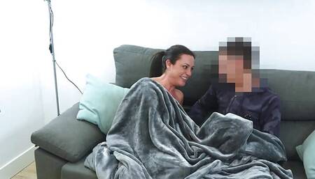 Divorced Spanish mom Paula Ortiz makes a homemade porno for FAKings