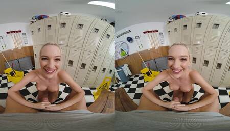 She Wants to Get Fucked in Locker Room - Virtual Real Porn