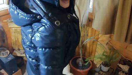 Milfycalla- a Lot of Cum on My Black Down Jacket and Black Leather Leggings 216