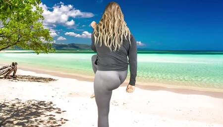 Perfect ass crossdresser public beach workout