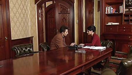 La truffa Sc 3 full threesome scene