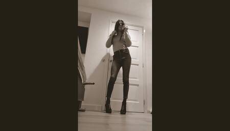 Sisshusband Pose and Ride Dildo 07