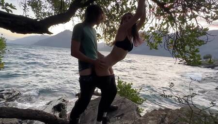 Outdoor Fuck and Suck