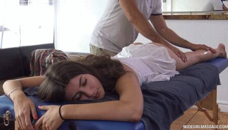 Lina groped and fingerfucked during a massage