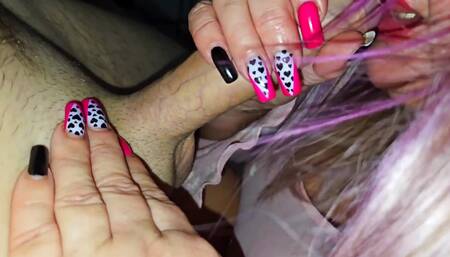 The Secretary Is Ready to Have Sex with the Boss for a Promotion