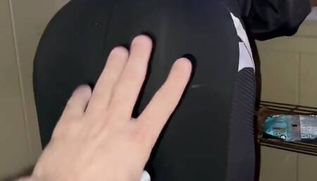 Finger Fuck the Slut!