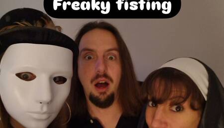 A Nun Tries to Double Fist Alice Maze
