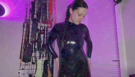 Mesmerizing Latex Catsuit Worship
