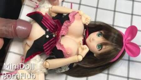 Haruka Amami spread her legs in front of a man 2