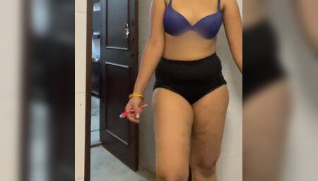 Big ass Asian MILF